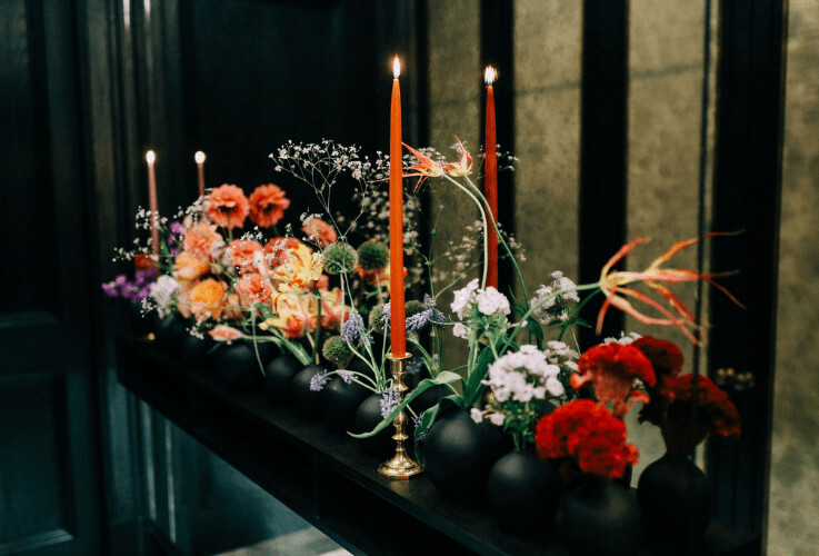 Your ultimate guide to tablescaping for small intimate events 1 Tablescaping guide
