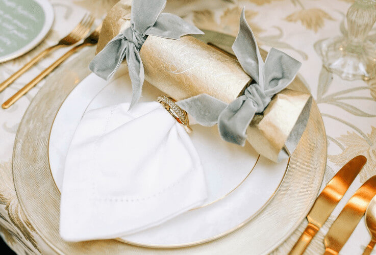 Your ultimate guide to tablescaping for small intimate events 41 Tablescaping guide