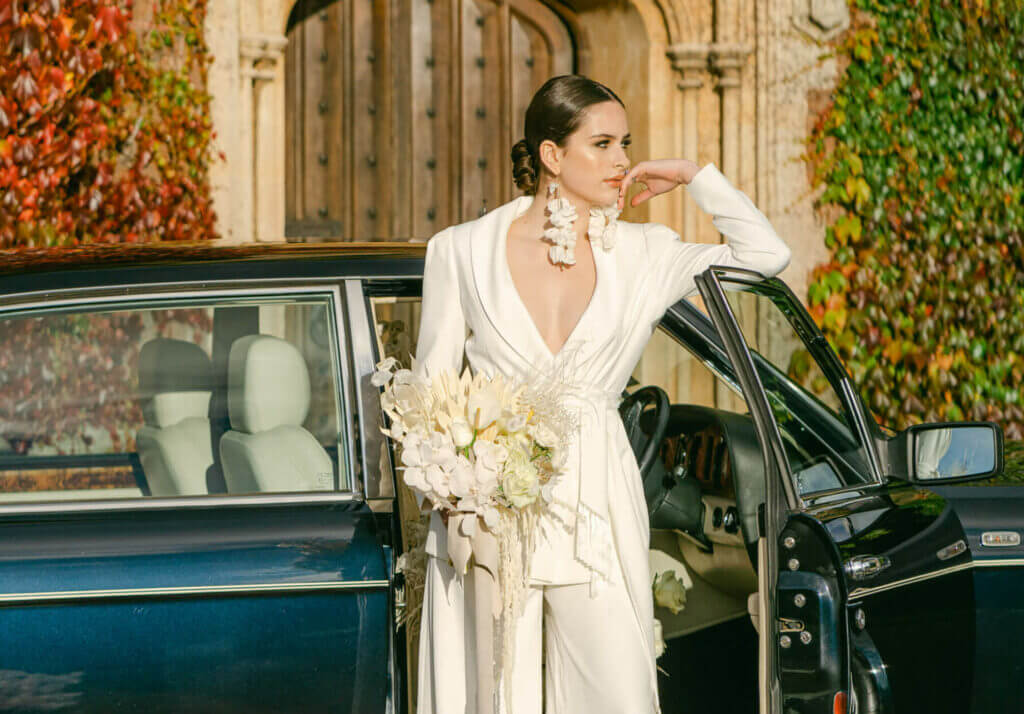Bride with a modern white bouquet